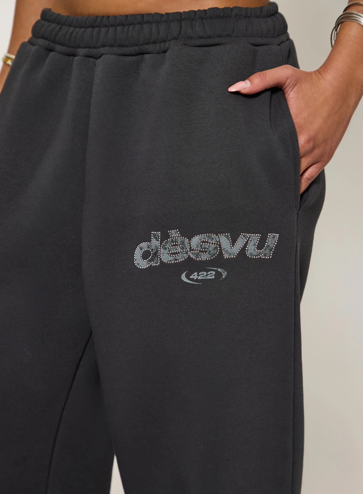 422 Joggers - Asphalt - Image 3