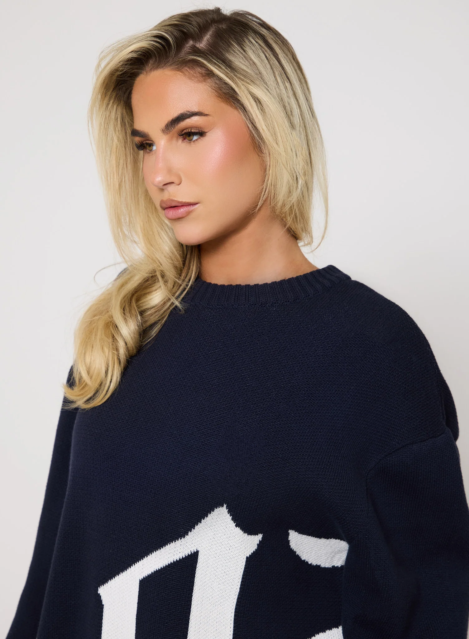 422 Knitted Jumper - Navy - Image 5