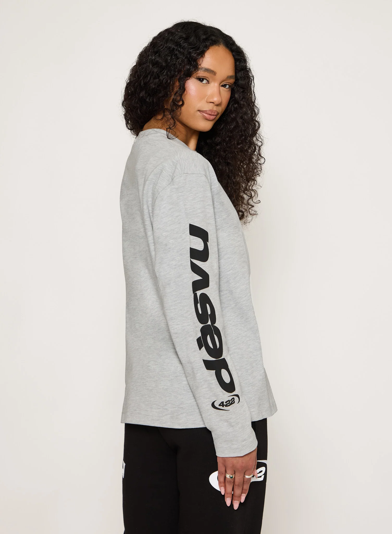 422 Long Sleeve Tee - Grey Marl - Image 5