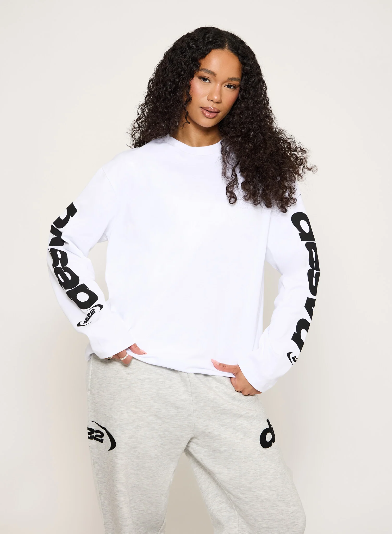 422 Long Sleeve Tee - White - Image 4