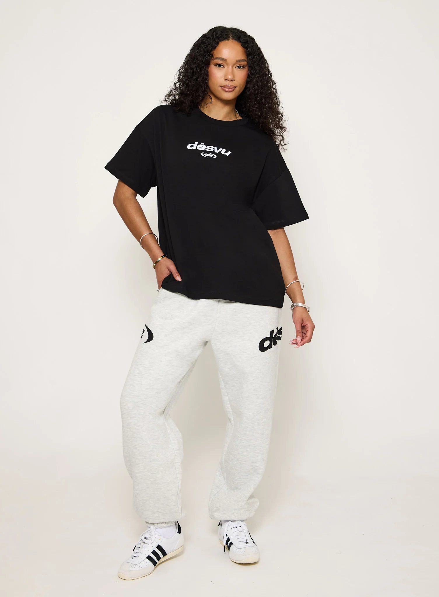 422 Oversized Tee - Black - Image 5