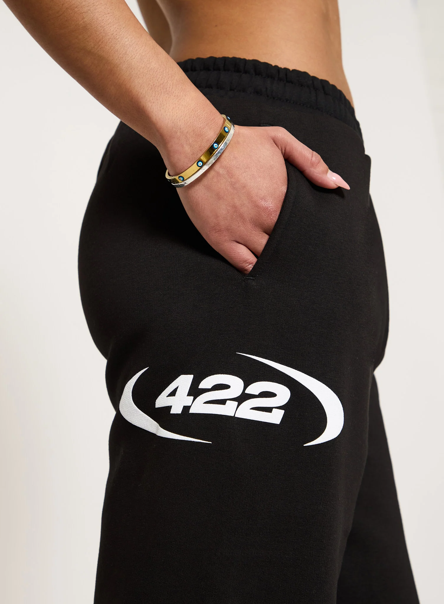 422 Wide Leg Joggers - Black - Image 7